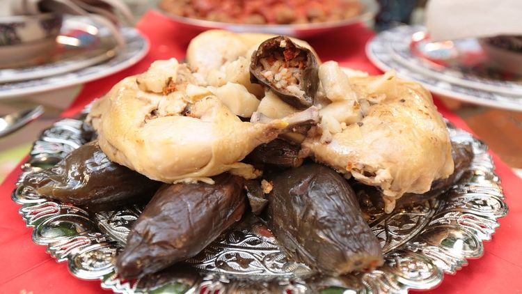 Urfa Mutfağınadn Suriye Usulü Patlıcan Dolması