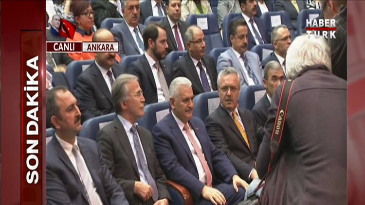 Binali Yıldırım tebrikleri kabul etti