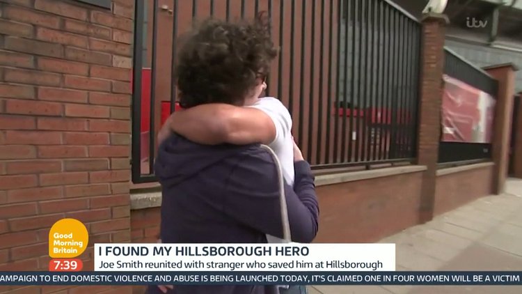 27 yıl sonra kahramanıyla buluştu