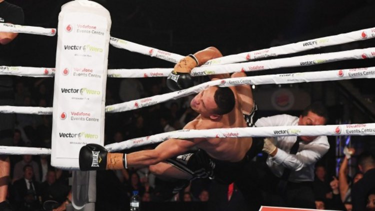 SON GÜLEN İYİ GÜLER!