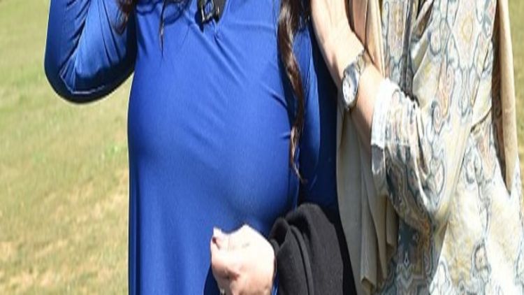 Demet Akbağ ile Çok Aramızda 1. Bölüm / Nükhet Duru