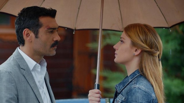 Nazlı ve Fırat  aşklarının arkasında duruyor!