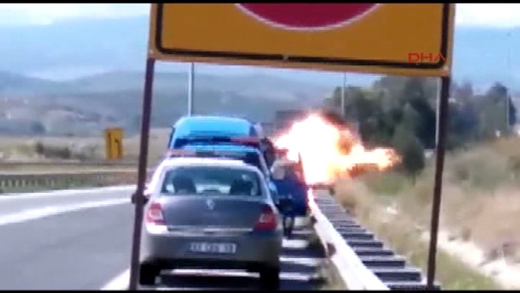 Mersin'de 2 canlı bomba yeleği imha edildi
