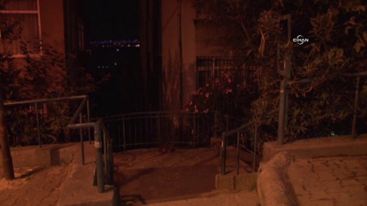 Kemal Doğulu, merdivenlerden düştü