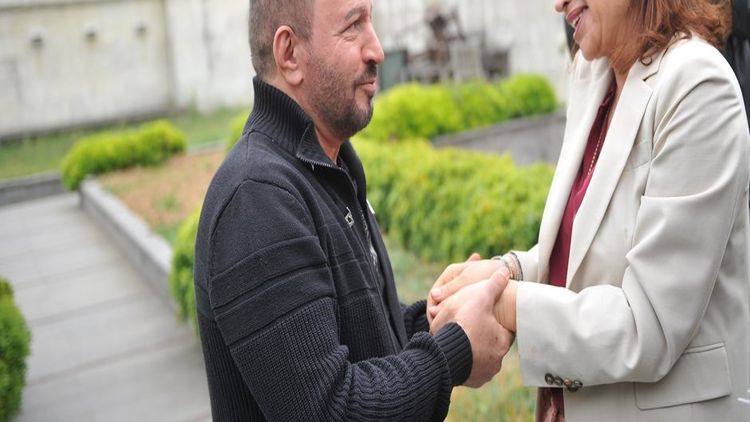 Demet Akbağ ile Çok Aramızda 3. Bölüm / Mustafa Topaloğlu