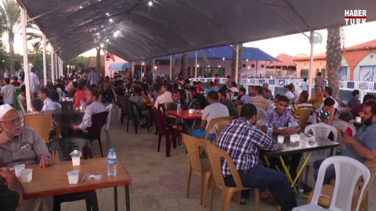 Vali, şehit yakınları ve gazilerle iftar yaptı