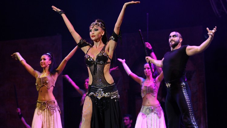 BEYOĞLU'NDA ANADOLU ATEŞİ