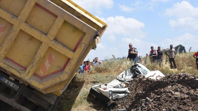 BURADAN SAĞ ÇIKTILAR