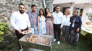 Ferman Toprak 'Bayram Sofrası'nda!