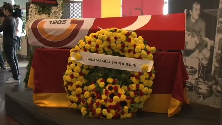 TT Arena’da Turgay Şeren için anma töreni düzenlendi