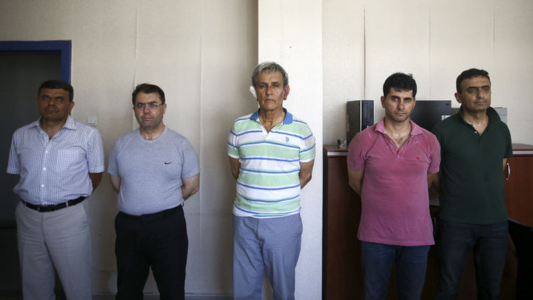 Eski Hava Kuvvetleri Komutanı Öztürk ve darbeci askerler