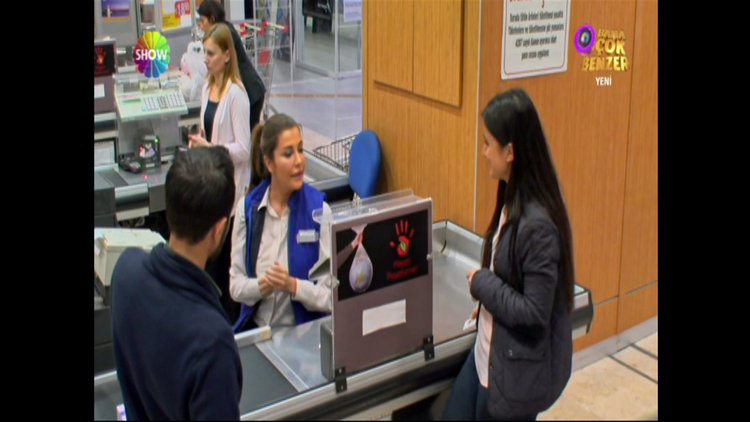 Deniz Akkaya kasiyer olursa...