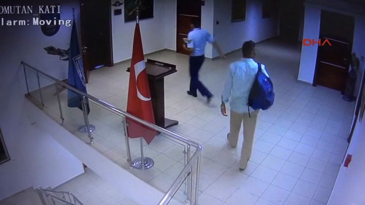 Hava Harp Okulu'nda darbe öncesi toplantı kameralara yansıdı