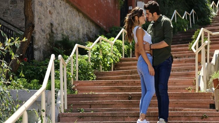 Aşk Laftan Anlamaz 5. Bölüm