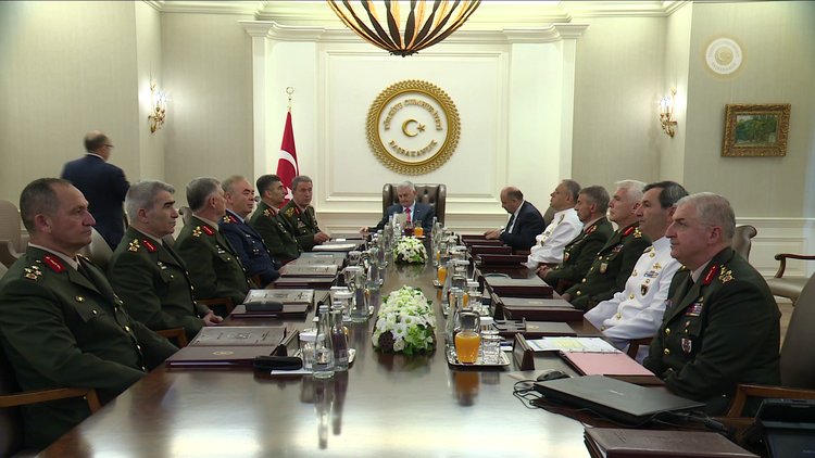 Yüksek Askeri Şura toplantısı, Başbakan Binali Yıldırım başkanlığında başladı
