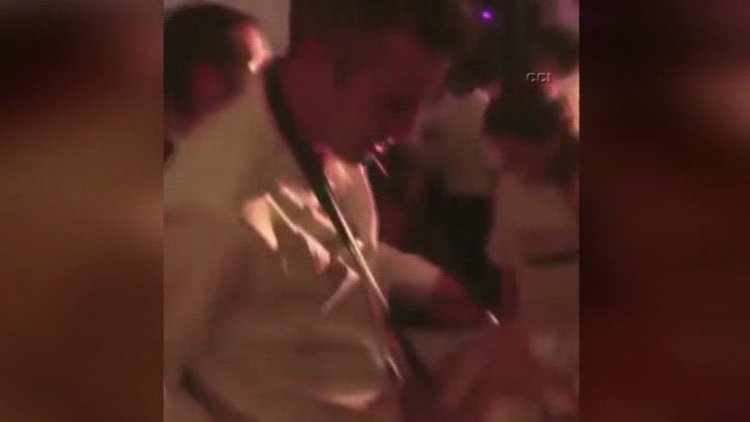 Robin van Persie'den davul şov!