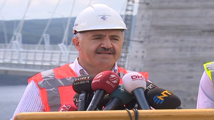 Ulaştırma Bakanı Ahmet Arslan 3. Köprü'de açıklama yaptı