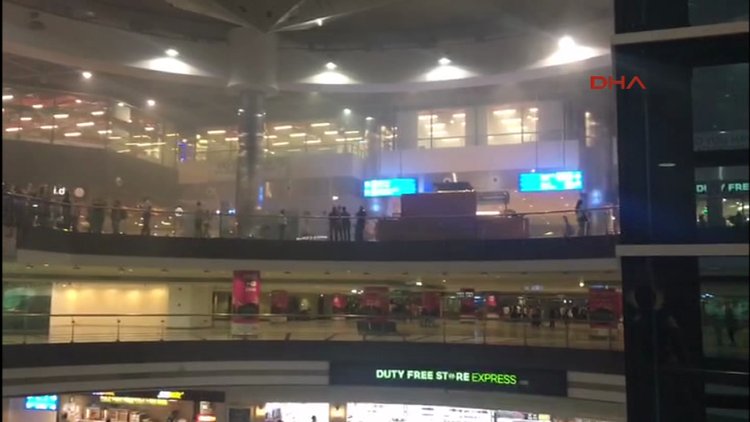 Antalya Havalimanı'nda yangın korkuttu