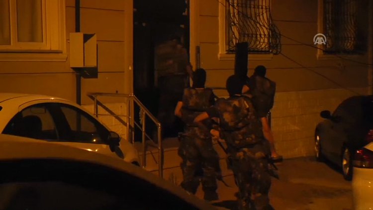 İstanbul'da IŞİD'e şafak operasyonu