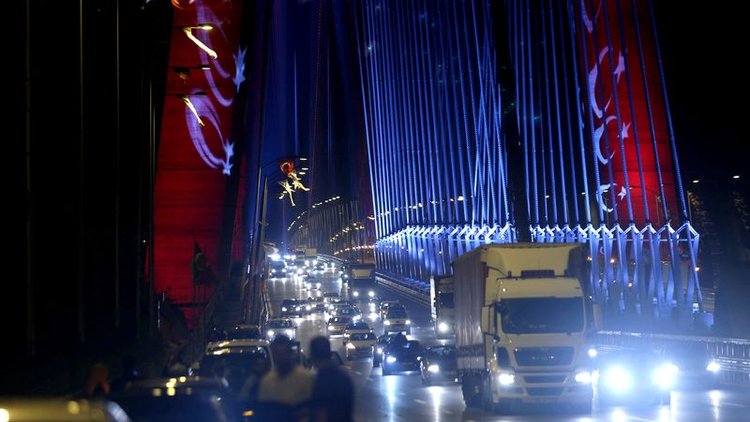 Yavuz Sultan Selim Köprüsü'nde araç geçişleri başladı