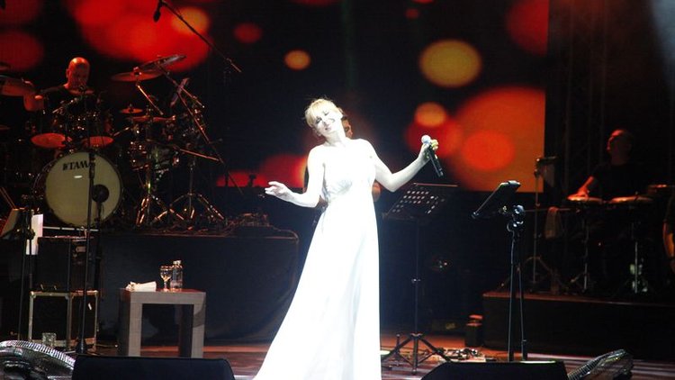 Funda Arar Bodrum'da sahne aldı