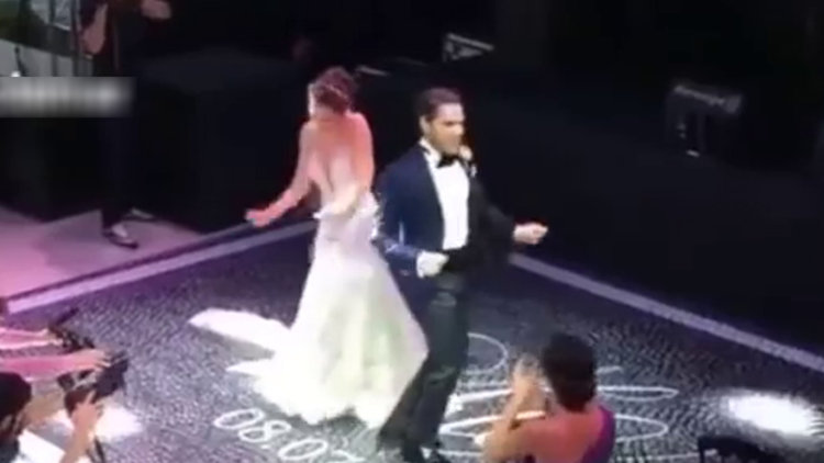 Neslihan Atagül - Kadir Doğulu düğün dansı