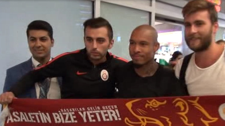 Nigel De Jong Galatasaray için İstanbul'da