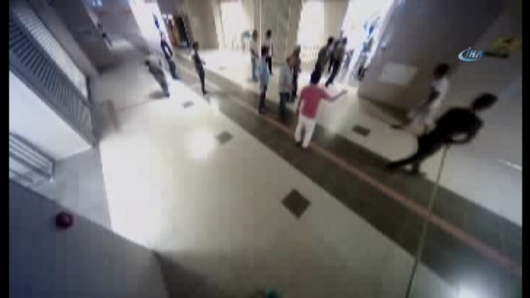 Metrodaki müşteri dehşeti kamerada