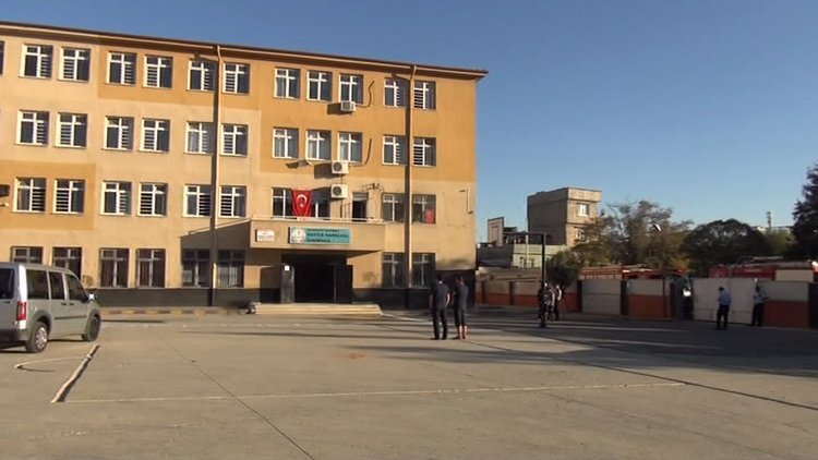 Gaziantep'te okula molotoflu saldırı