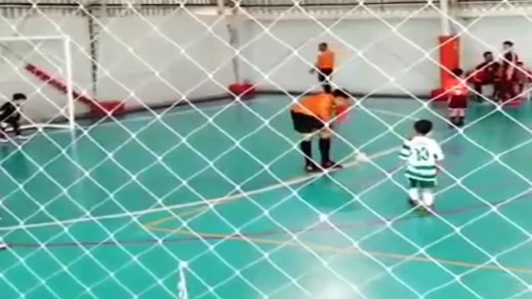 Babasının oğlu! JR. Alex'ten penaltı golü.