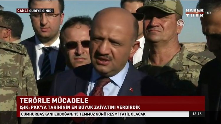 Milli Savunma Bakanı Işık, Suriye sınırında
