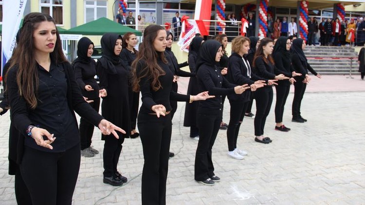 İstiklal Marşı'nı bir de böyle dinleyin