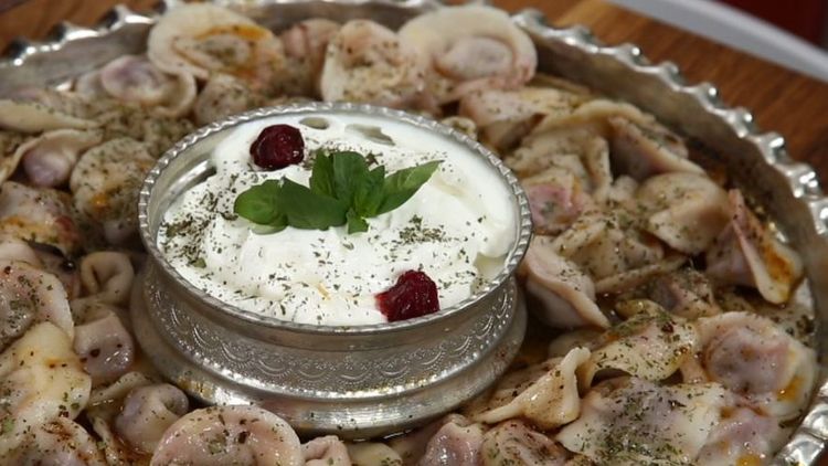 Vişneli Mantı Tarifi