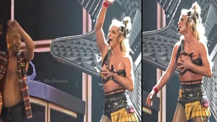 Britney Spears'in sahnede zor anları