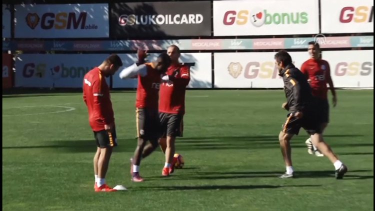 Sneijder'den Bruma'ya Osmanlı tokadı!