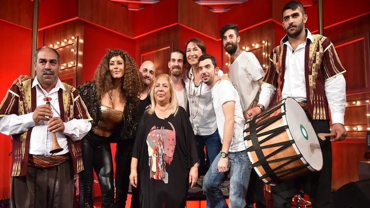 Demet Akbağ ile Çok Aramızda 6. Bölüm /  Dilberay