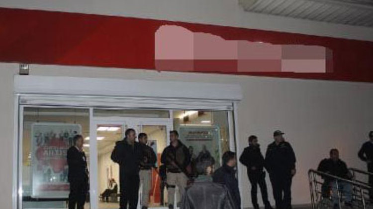 Banka soygunu güvenlik kamerasında