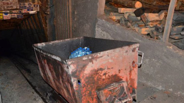 Maden ocağında meydana gelen göçükte 1 kişi mahsur kaldı