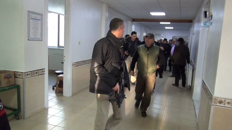 Zekai Aksakallı, şehit askeri son kez gördü