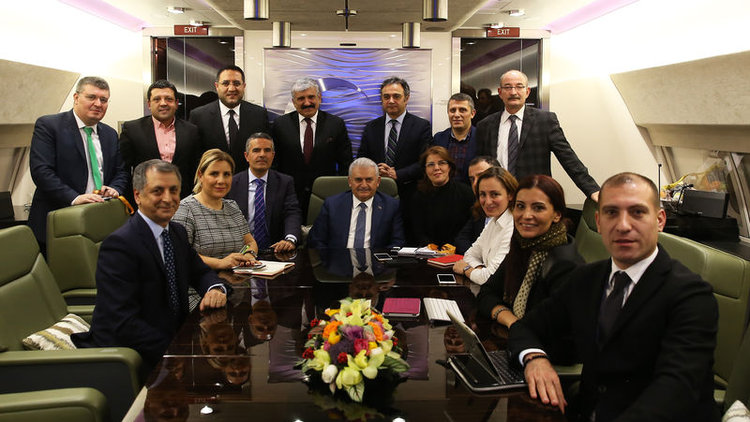 Binali Yıldırım'dan "partili cumhurbaşkanlığı" açıklaması