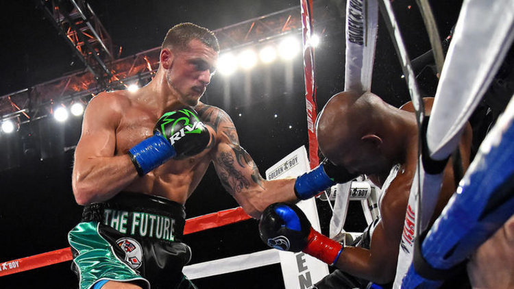 Efsane boksör, son maçında nakavtla mağlup oldu