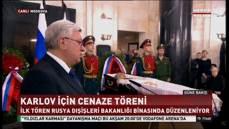 Karlov Moskova'da son yolculuğuna uğurlanıyor