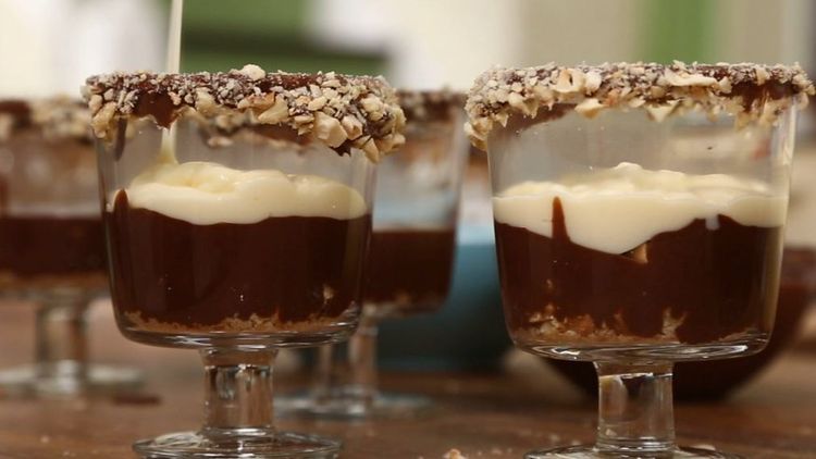 Nursel'in Evi'nden "İki Renkli Puding" Tarifi