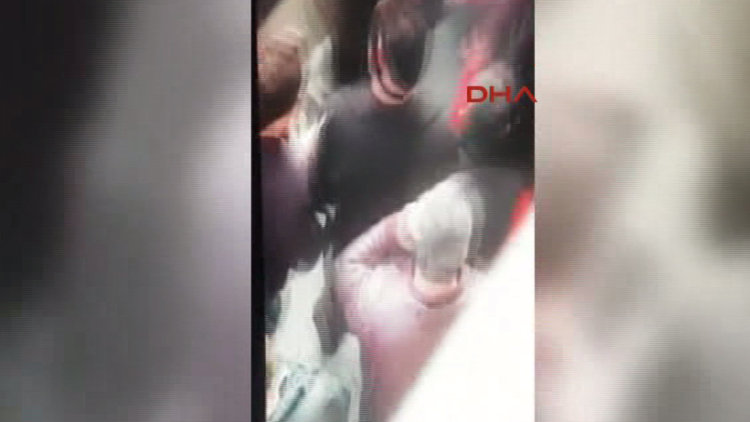 Reina saldırganına benzeyen şahsın darp edildi