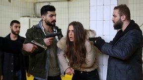 Melek'i kim kurtaracak?