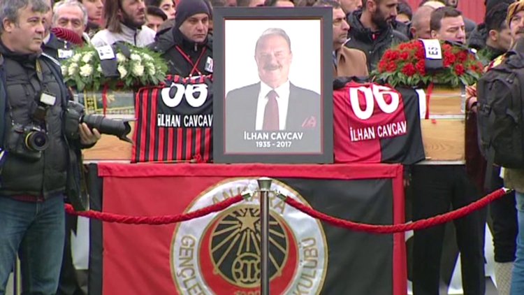 İlhan Cavcav son yolculuğuna uğurlanıyor