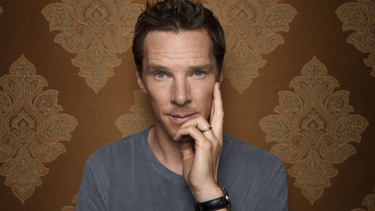 Benedict Cumberbatch, Elbow'un klibinde oynadı