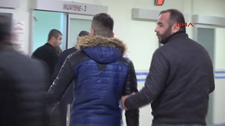 İnstagram'dan küfür ettiği iddiasıyla arkadaşını bıçakladı