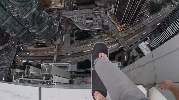 Gösterisiyle yürekleri ağza getirdi