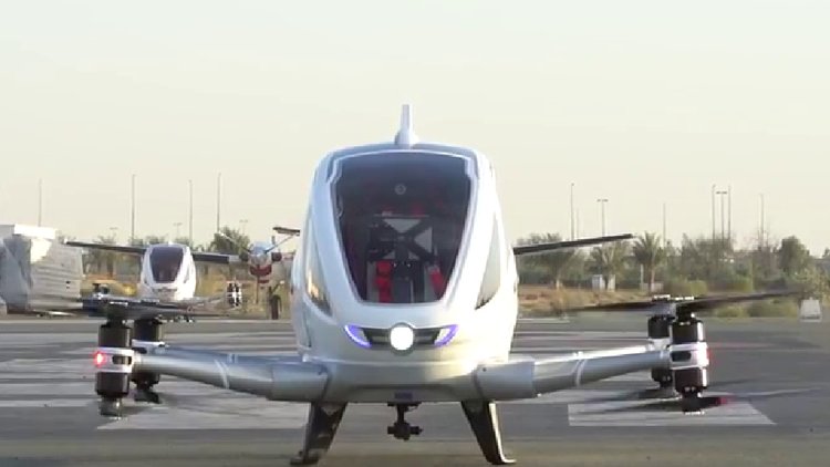 Dubai'de uçan taksiler